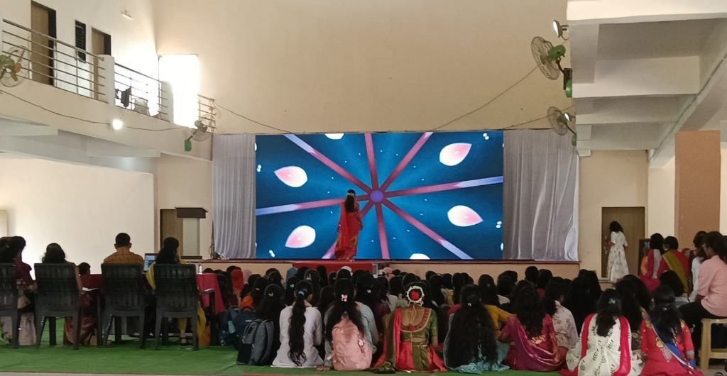 Auditorium Cultural Performance – RCP Mehkar